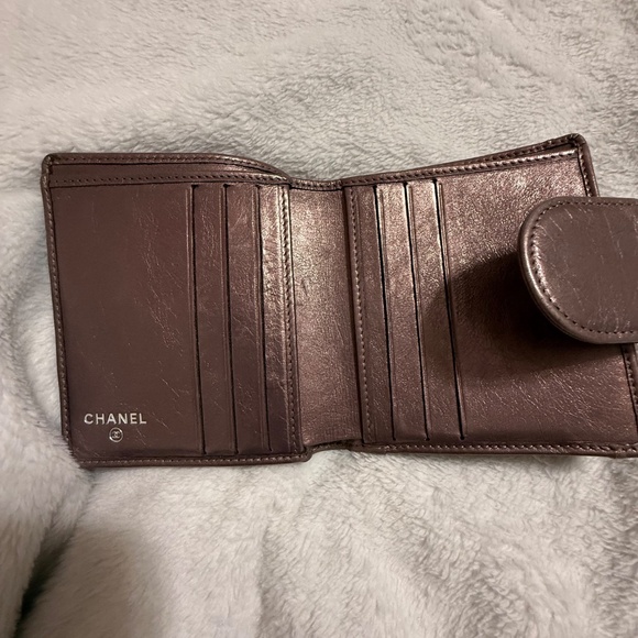 Chanel Wallet - Picture 5 of 11